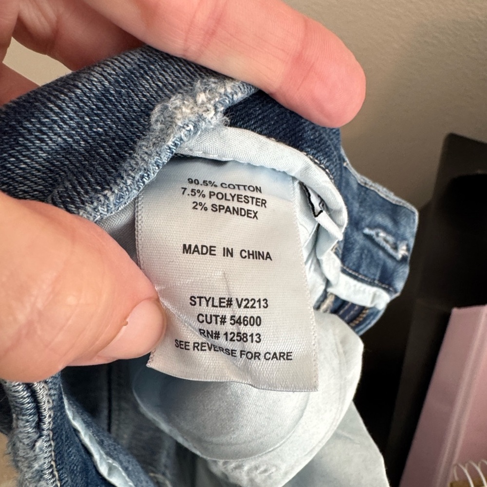 Vervet Mid Rise Crop Straight Jeans 28 - Picture 8 of 13